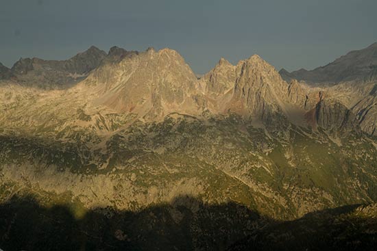 rando-refuge-albert-1er-vue-aiguilles-rouges