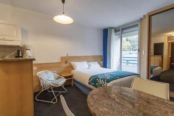 vacances-ski-pyrénées-familiale