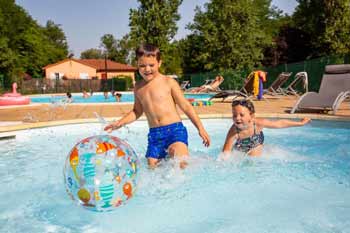 club-vacances-auvergne-en-famille