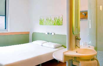 hotel-pas-cher-famille-nimes