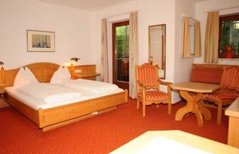 hotel-ski-autriche-piscine