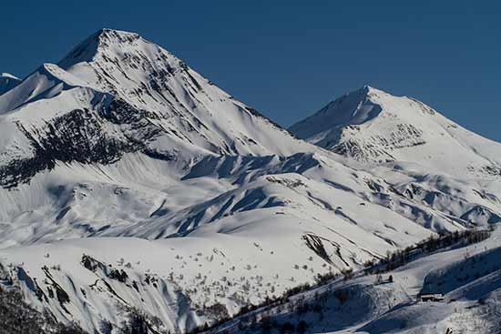 montagne-alpes-savoie-Arvan-en-hiver