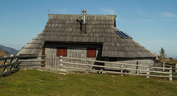 velika-planina-chalet