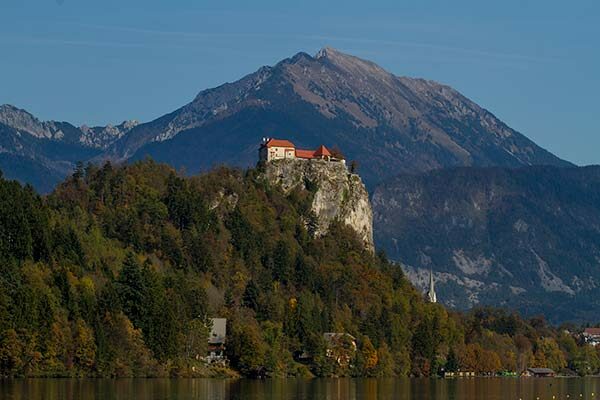 chateau-lac-de-bled
