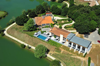 hotel-familial-charente-maritime-avec-piscine