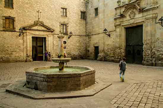 fontaine-barcelone-enfants
