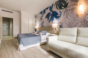 hotel-famille-malaga-avec-piscine