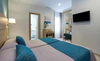 hotel-famille-pas-cher-malaga