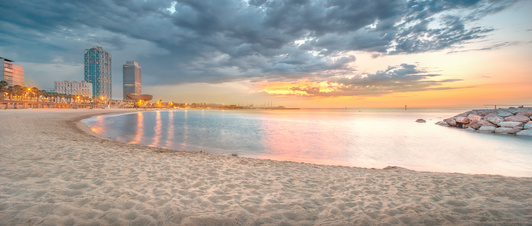 plage barcelone en famille