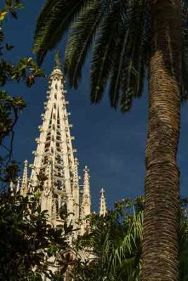 tour-gothique-cathédrale-barcelone