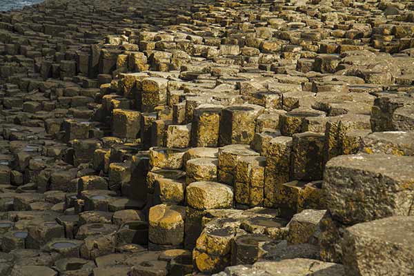 la-chaussée-des-géants