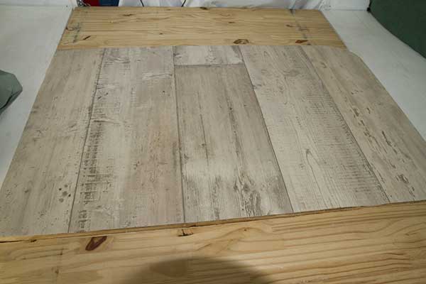 amenagement-cellule-4x4-couchage