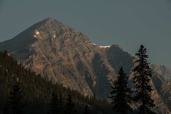Cavell-Meadows-Trail