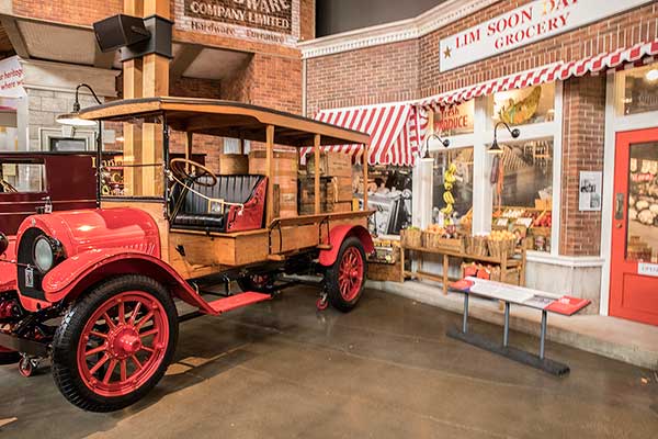 Gazoline-Alley-Museum-heritage-park