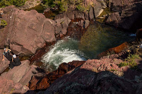 glacier-national-parc-Rando-Redrock-Falls-usa