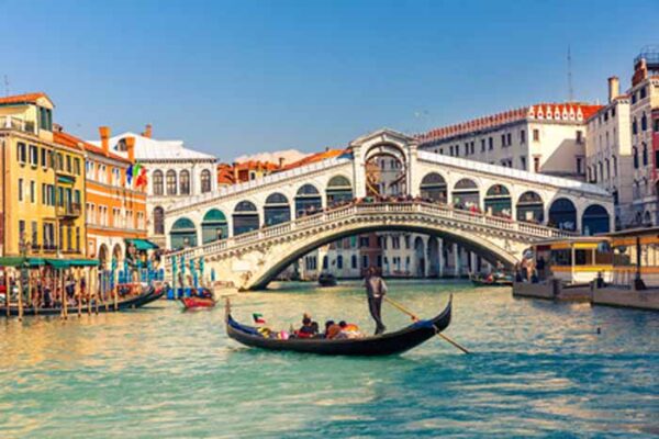 pont-rialto-venise-italie