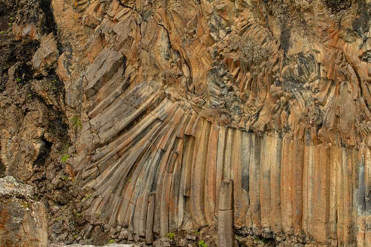cascade-Aldeyjarfoss