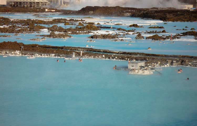 thermes-blue-lagoon
