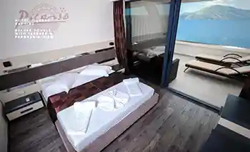 hotel familial albanie