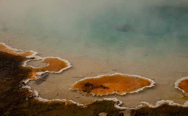 -Fontain-Paint-Pots-Yellowstone-USA