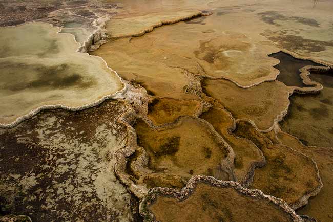 Mammoth-Terraces-parc-Yellowstone-USA
