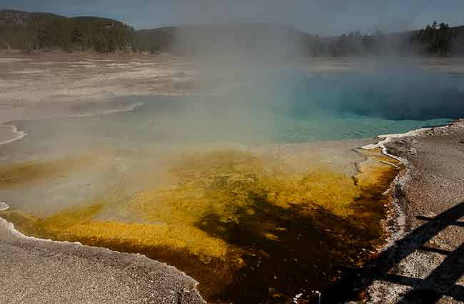 voyage-en-famille-Yellowstone-Biscuit-Basin-Midway-Geyser--USA