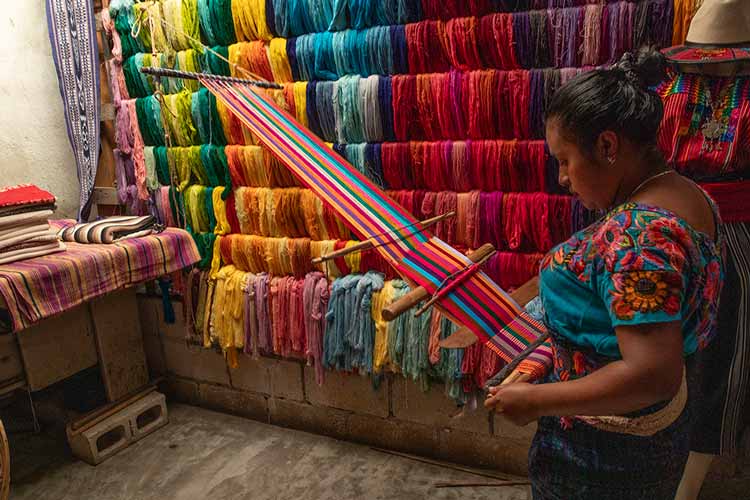 guatemala-en-famille-tissage