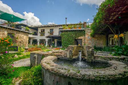 hotel-famille-antigua-guatemala