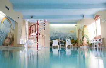 hotel-famille-luxembourg-avec-piscine-